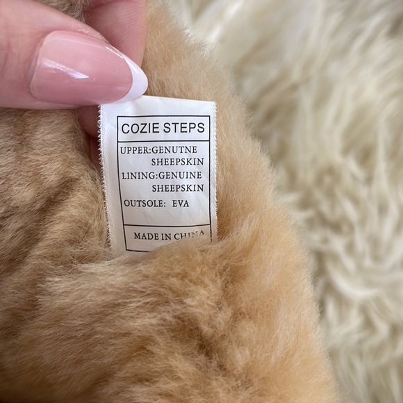 Cozie Steps Genuine sheepskin boots 7 - Picture 6 of 8